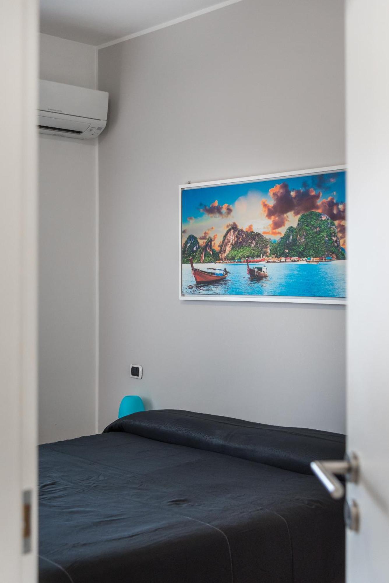 Travelershome 7Metri Guesthouse Ciampino Exterior foto
